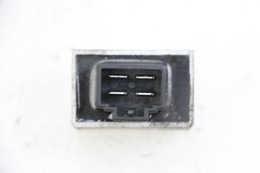 photo de LICHTMASCHINENREGLER PEUGEOT KISBEE 4T 50 (2010 - 2017)