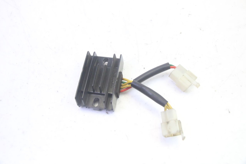 photo de LICHTMASCHINENREGLER PEUGEOT KISBEE 4T 50 (2018 - 2022) - Detailansicht des Bauteils