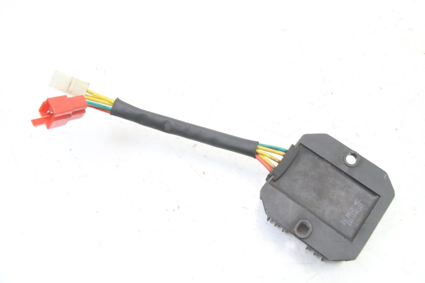 photo de REGLER LICHTMASCHINE LONGJIA SHARPY 125 (2020 - 2024)