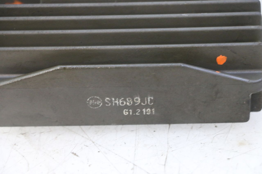 photo de SPANNUNGSREGLER PIAGGIO MP3 LT 300 (2010 - 2016)