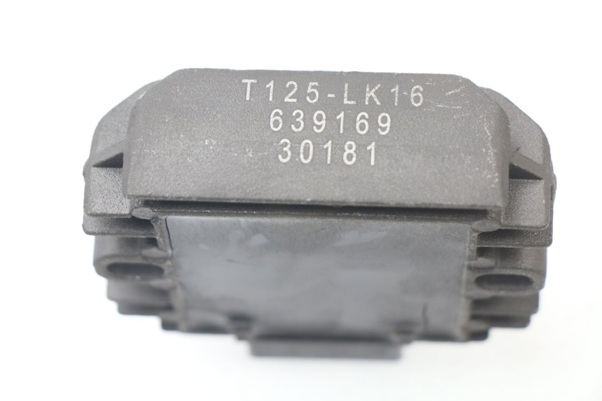 photo de SPANNUNGSREGLER PIAGGIO MP3 125 (2006 - 2014)