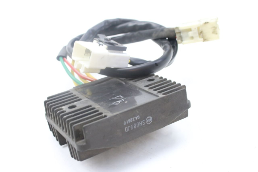 photo de SPANNUNGSREGLER PIAGGIO MP3 500 (2014 - 2016)