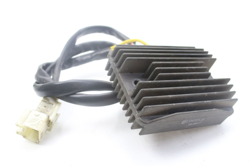 photo de SPANNUNGSREGLER PIAGGIO MP3 500 (2014 - 2016)