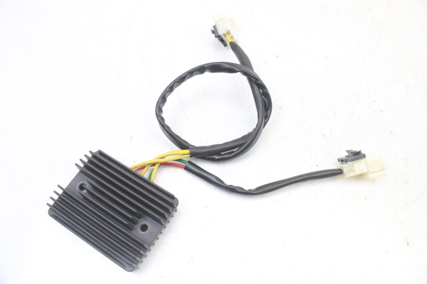 photo de SPANNUNGSREGLER PIAGGIO MP3 500 (2014 - 2016)