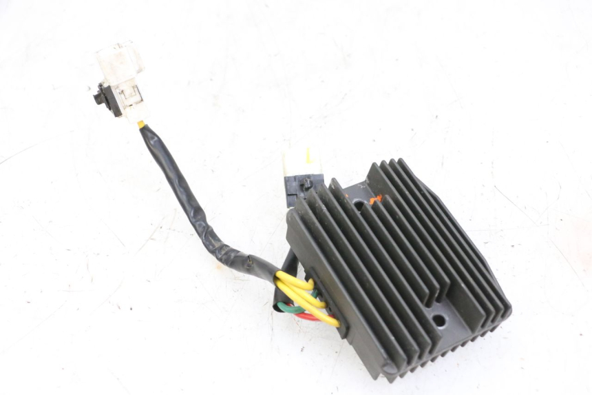 photo de SPANNUNGSREGLER PIAGGIO MP3 500 (2014 - 2017) - Geprüftes Gebrauchtteil