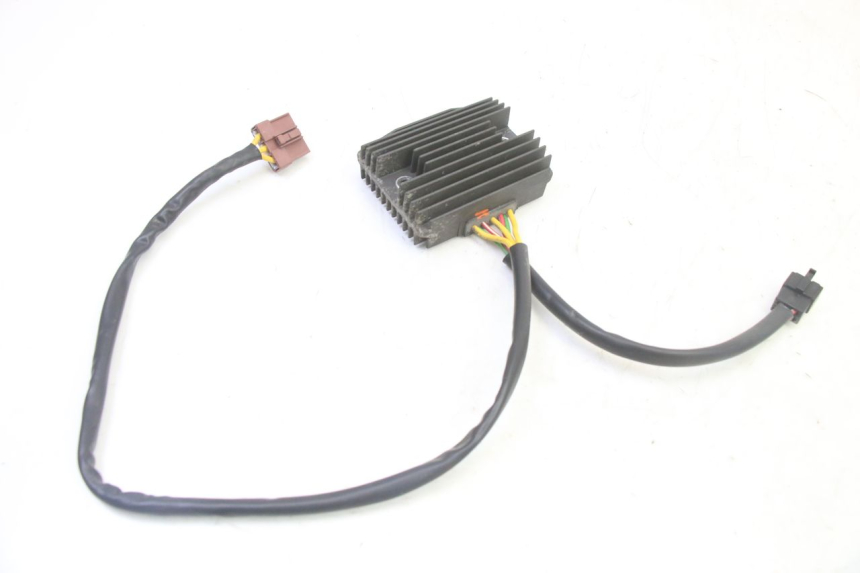 photo de LICHTMASCHINENREGLER PIAGGIO MP3 RL 250 (2007 - 2010)