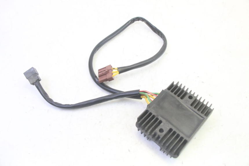 photo de LICHTMASCHINENREGLER PIAGGIO MP3 RL 250 (2007 - 2010) - Gesamtansicht des Produkts