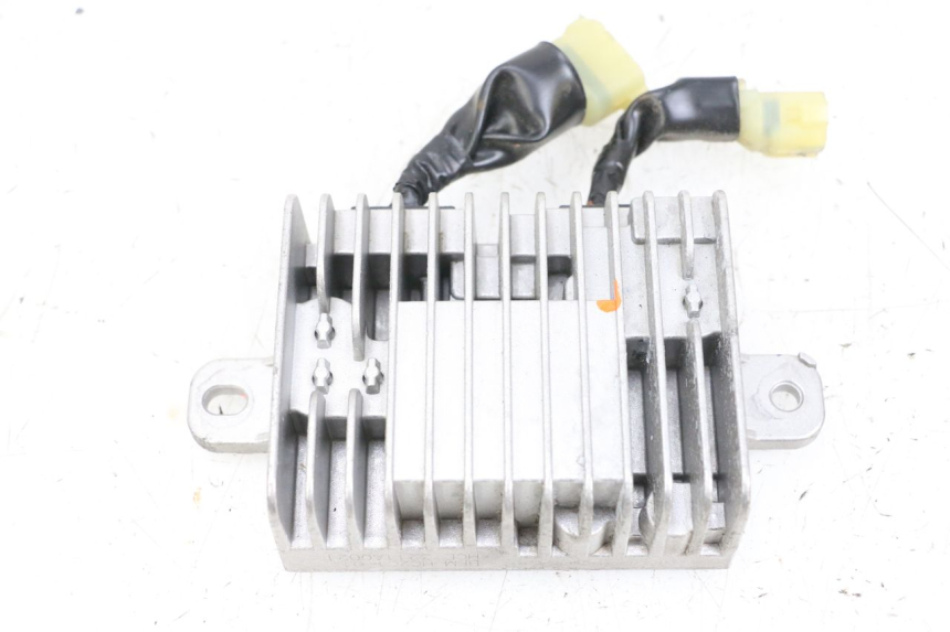 photo de REGLER LICHTMASCHINE YAMAHA NEO'S CORE 1 (2022 - 2026) - Hauptansicht