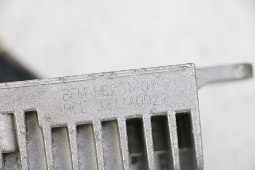 photo de REGLER LICHTMASCHINE YAMAHA NEO'S CORE 1 (2022 - 2026) - Detailansicht des Bauteils