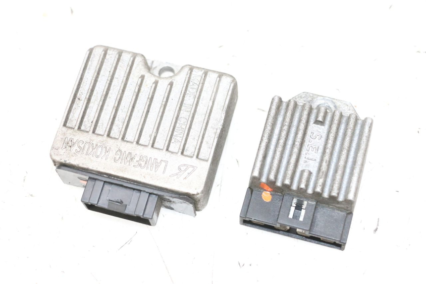 photo de LICHTMASCHINENREGLER PIAGGIO NEW TYPHOON 50 (2018 - 2021) - Hauptansicht