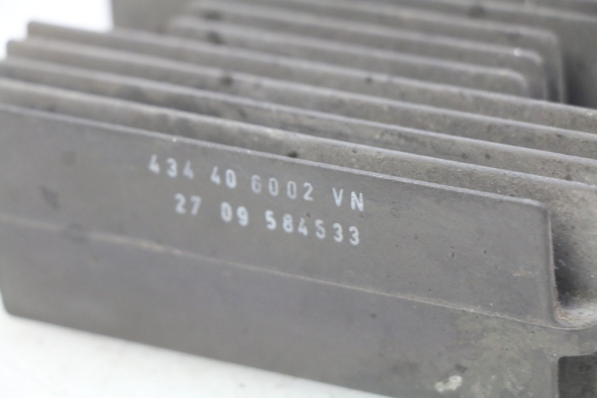 photo de SPANNUNGSREGLER GILERA NEXUS 125 (2009 - 2013)