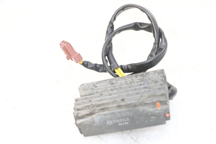 photo de SPANNUNGSREGLER GILERA NEXUS 125 (2009 - 2013)