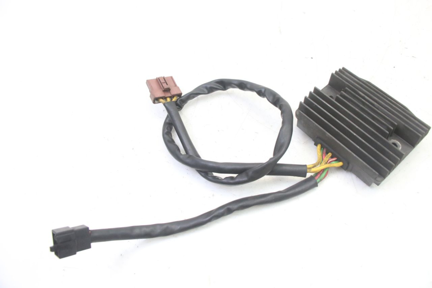 photo de SPANNUNGSREGLER GILERA NEXUS 125 (2009 - 2013)