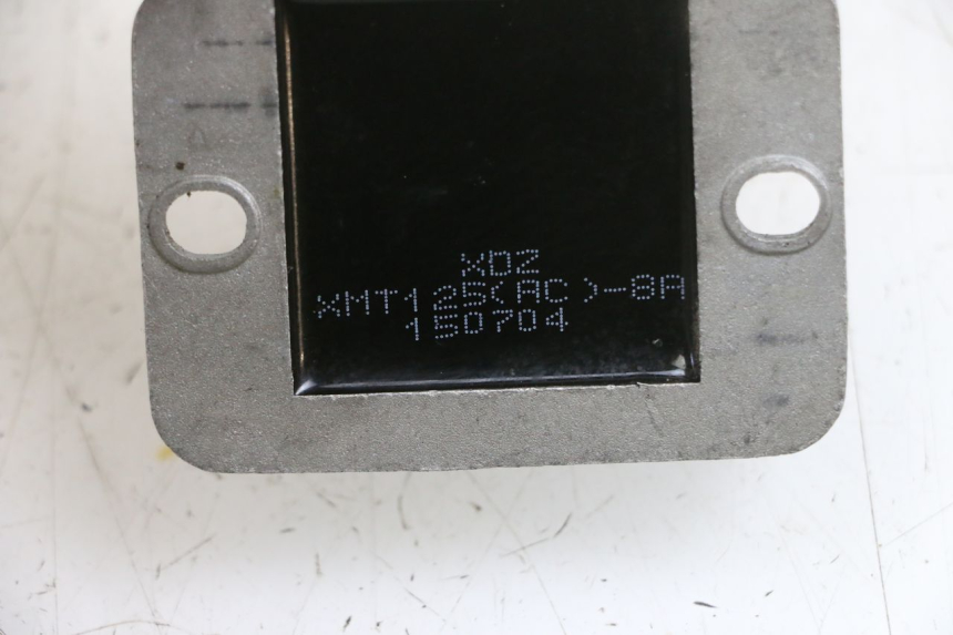 photo de SPANNUNGSREGLER JM MOTORS OLDIES 4T 50 (2010 - 2020) - Detailansicht des Bauteils