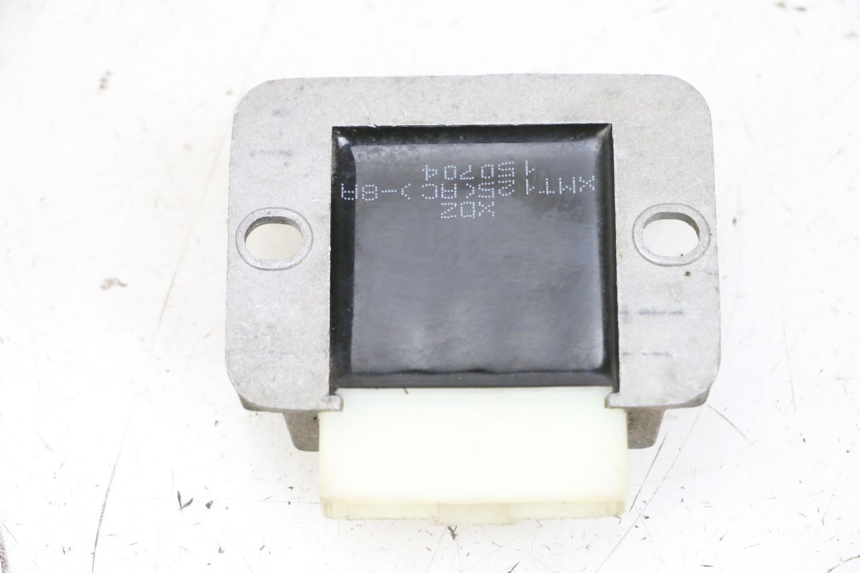 photo de SPANNUNGSREGLER JM MOTORS OLDIES 4T 50 (2010 - 2020) - Alternative Perspektive