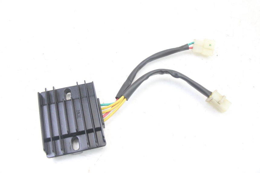 photo de REGLER LICHTMASCHINE SYM ORBIT III 3 4T 50 (2021 - 2025)