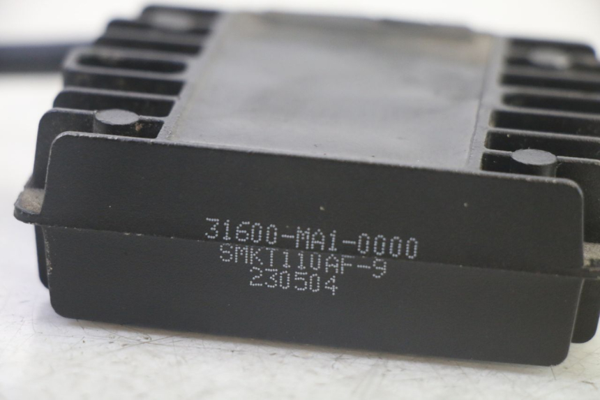 photo de REGLER LICHTMASCHINE SYM ORBIT III 3 4T 50 (2021 - 2025) - Technische Nahaufnahme