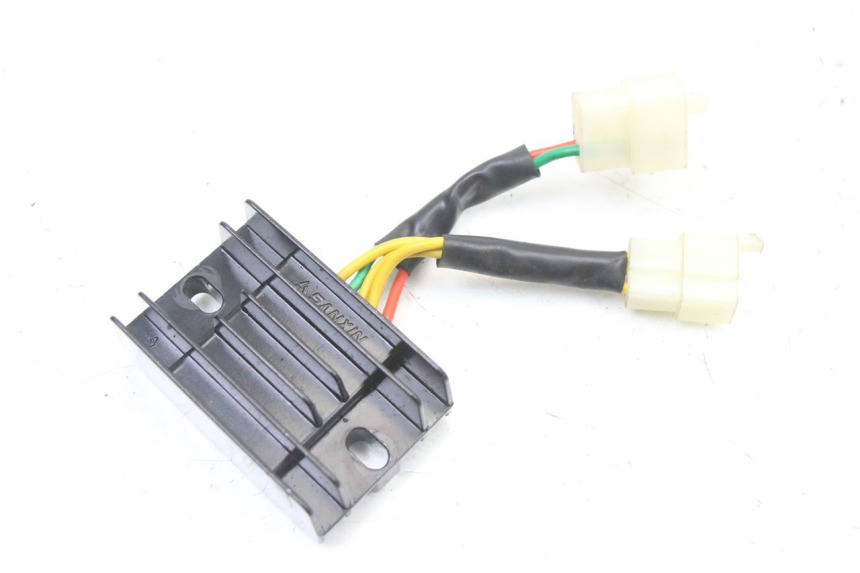 photo de LICHTMASCHINENREGLER PEUGEOT KISBEE 4T 50 (2018 - 2022)