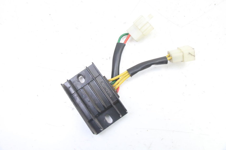 photo de LICHTMASCHINENREGLER PEUGEOT KISBEE 4T 50 (2018 - 2022)