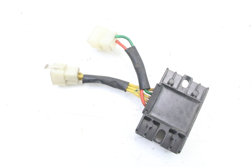 photo de LICHTMASCHINENREGLER PEUGEOT KISBEE 4T 50 (2018 - 2022)