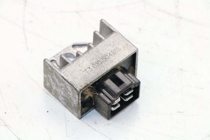 photo de LICHTMASCHINENREGLER PEUGEOT KISBEE 4T 50 (2010 - 2017)