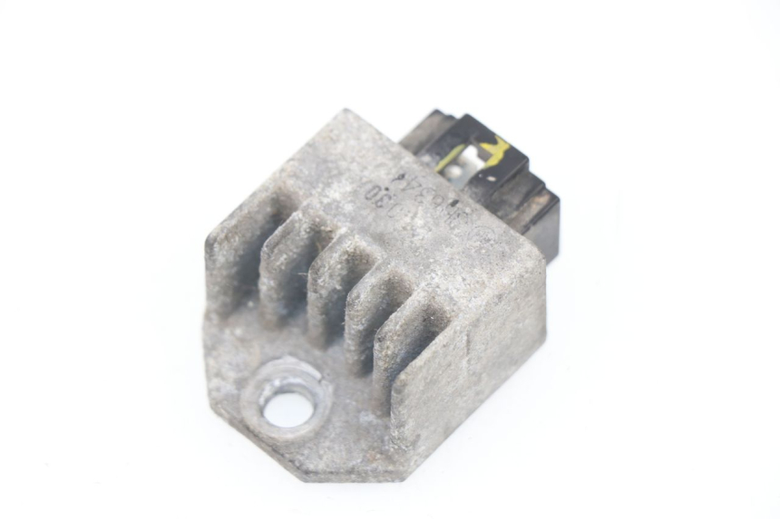 photo de REGLER LICHTMASCHINE PEUGEOT LUDIX ONE 50 (2004 - 2006)