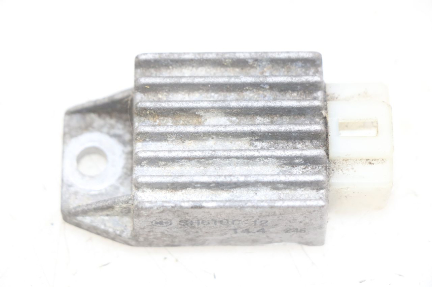 photo de SPANNUNGSREGLER PEUGEOT SV 125 (1991 - 1994)