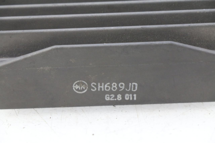 photo de SPANNUNGSREGLER PIAGGIO MP3 LT 300 (2010 - 2016)