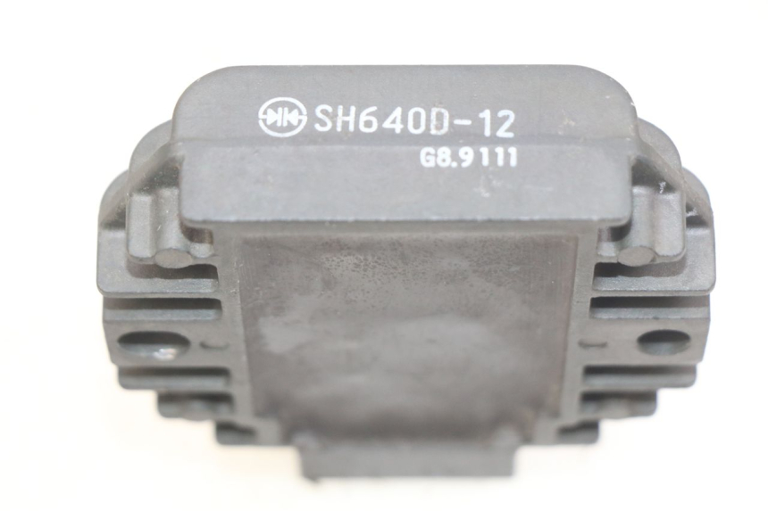 photo de LADEREGLER PIAGGIO VESPA LXV 125 (2006 - 2009)