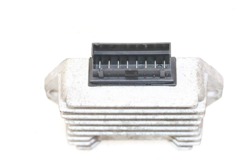 photo de SPANNUNGSREGLER PIAGGIO VESPA S 2T 50 (2007 - 2014)