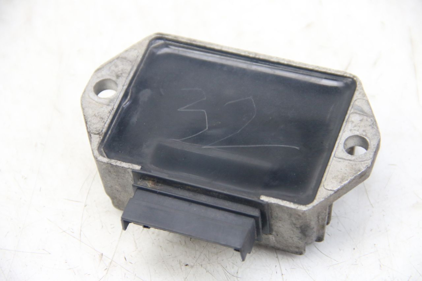 photo de LADEREGLER PIAGGIO VESPA SPRINT 2T 50 (2014 - 2018)
