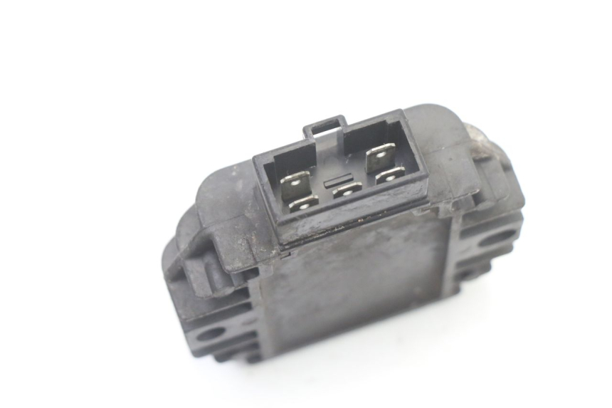 photo de LICHTMASCHINENREGLER PIAGGIO X8 125 (2004 - 2007)