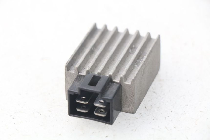 photo de REGLER LICHTMASCHINE KEEWAY PIXEL 50 (2008 - 2011)