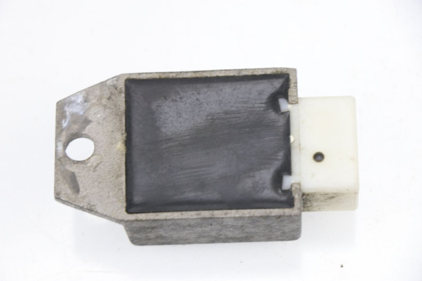 photo de REGLER LICHTMASCHINE RAZZO XENON 4T 50 (2008 - 2012)