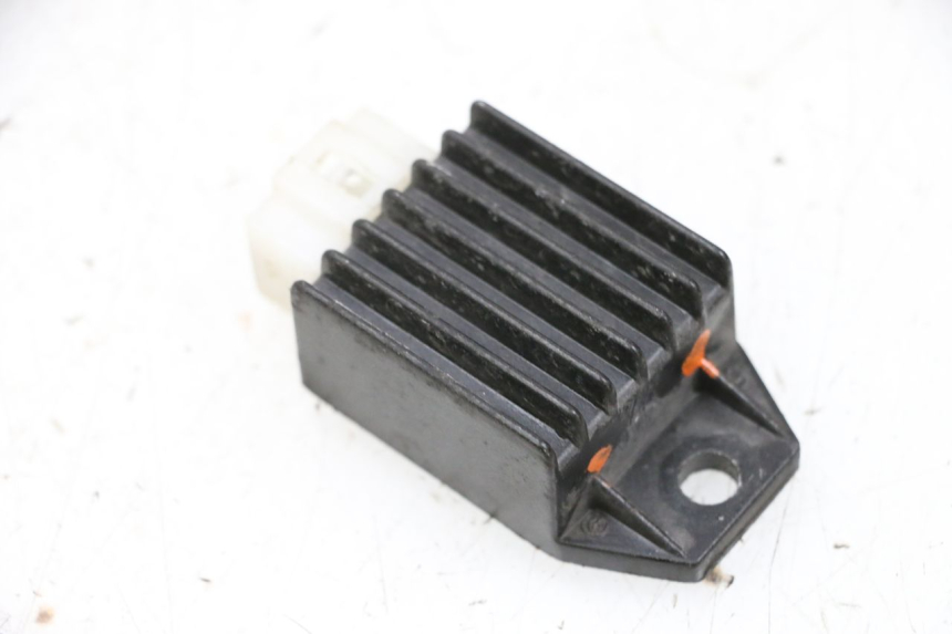 photo de LICHTMASCHINENREGLER JM MOTORS SANTANA 50 (2014 - 2023) - Alternative Perspektive