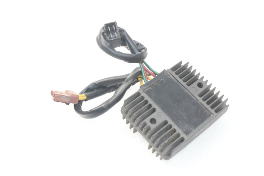 photo de REGLER LICHTMASCHINE PEUGEOT SATELIS 300 (2012 - 2015) - Detailansicht des Bauteils