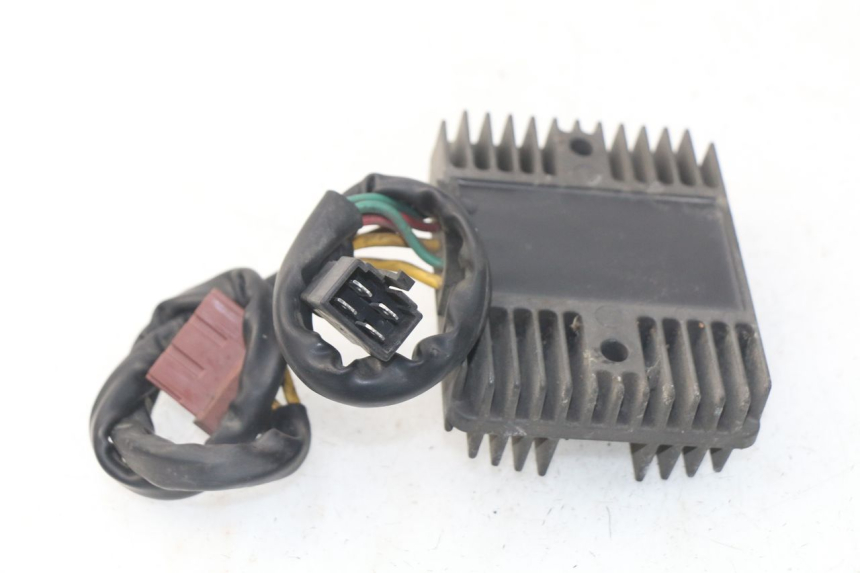 photo de REGLER LICHTMASCHINE PEUGEOT SATELIS 500 (2007 - 2013)