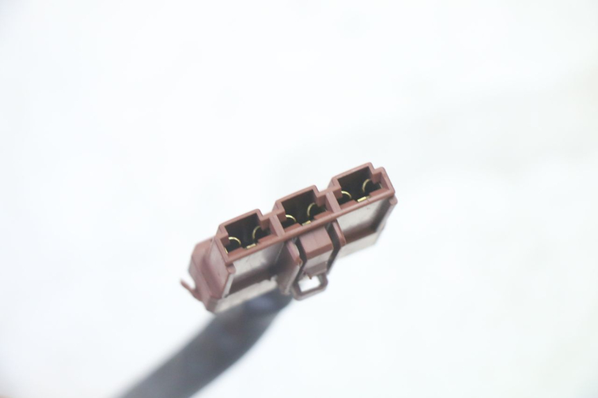 photo de LADEREGLER PEUGEOT SATELIS 125 (2010 - 2012)