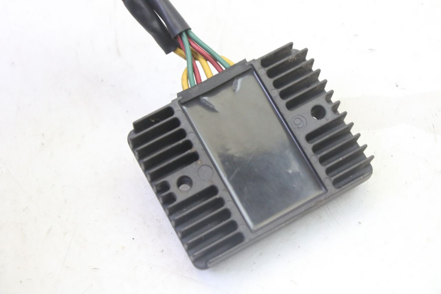 photo de REGLER LICHTMASCHINE PEUGEOT SATELIS 125 (2013 - 2018)