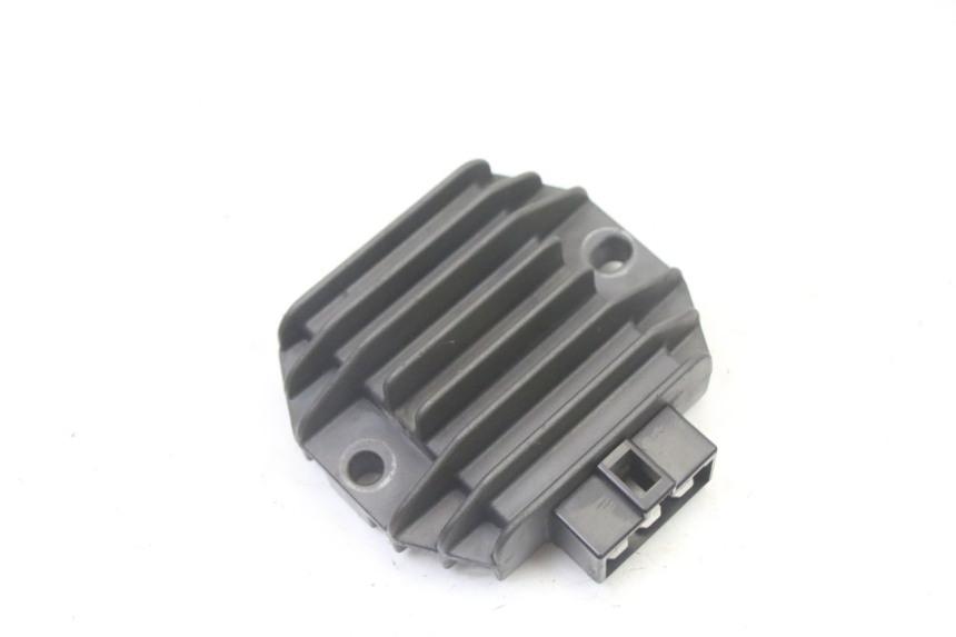 photo de REGLER LICHTMASCHINE APRILIA SCARABEO GT TOURING 125 (1999 - 2005)