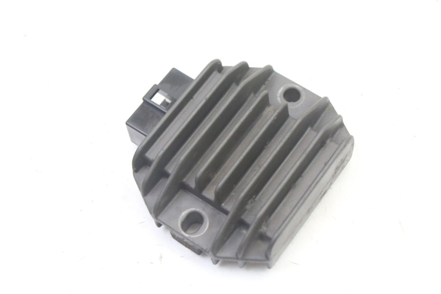 photo de REGLER LICHTMASCHINE APRILIA SCARABEO GT TOURING 125 (1999 - 2005)