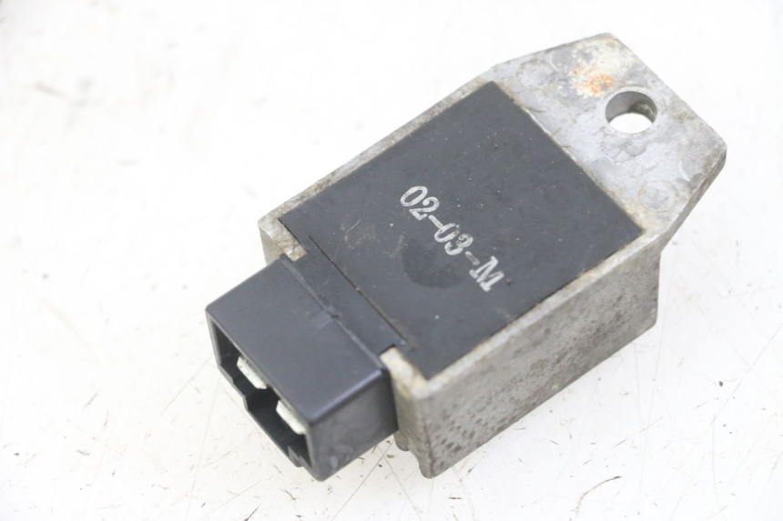 photo de REGLER LICHTMASCHINE PEUGEOT SPEEDFIGHT 2 LC 50 (2000 - 2009)