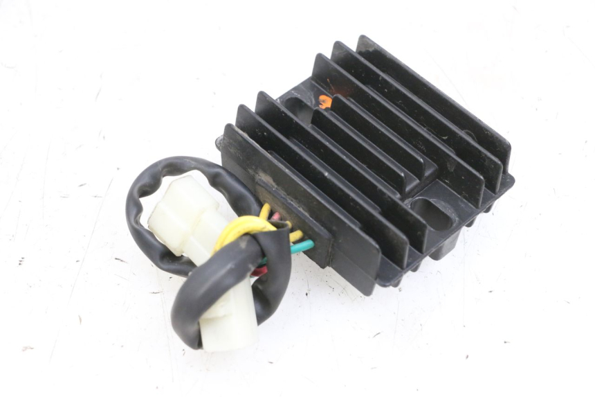 photo de REGLER LICHTMASCHINE PEUGEOT SPEEDFIGHT 4 4T EFI 50 (2021 - 2025) - Gesamtansicht des Produkts