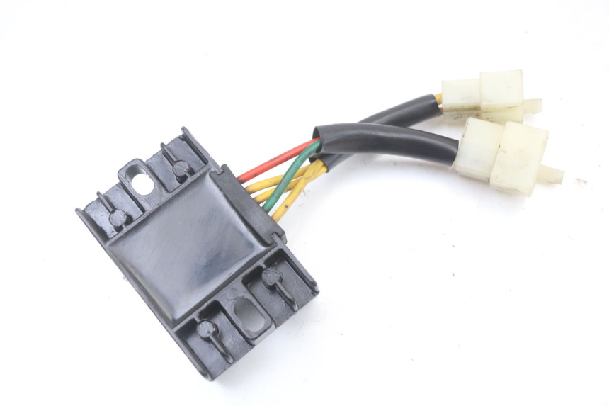 photo de REGLER LICHTMASCHINE PEUGEOT STREETZONE I 2T 50 (2018 - 2020)