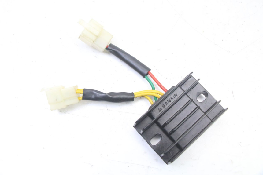 photo de REGLER LICHTMASCHINE PEUGEOT STREETZONE I 2T 50 (2018 - 2020)