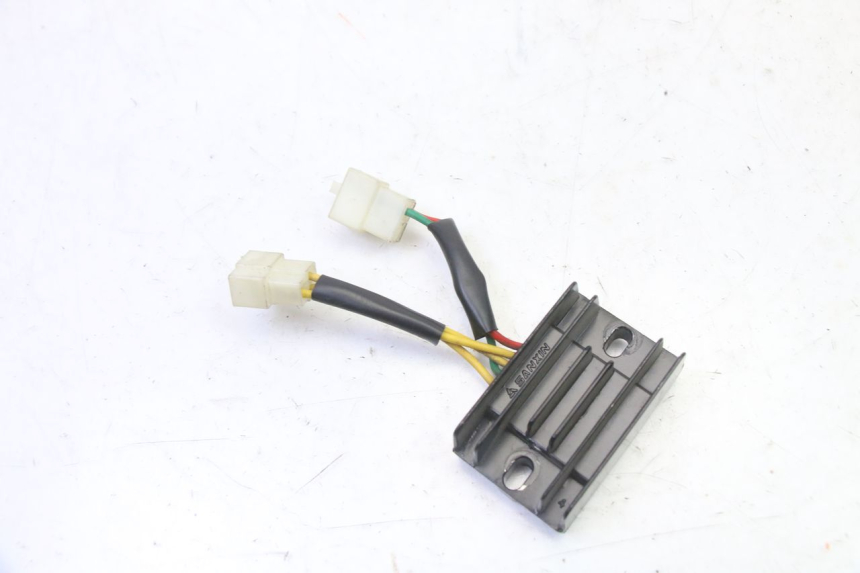 photo de REGLER LICHTMASCHINE PEUGEOT STREETZONE I 2T 50 (2018 - 2020)