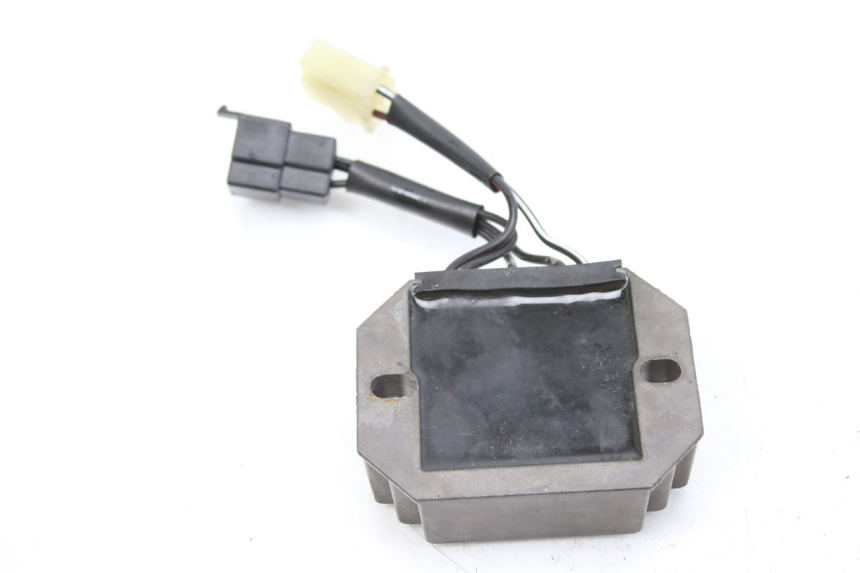 photo de REGLER LICHTMASCHINE SUZUKI SV S 650 (1999 - 2002)