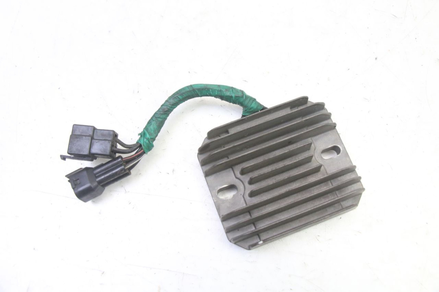 photo de REGLER LICHTMASCHINE SUZUKI SV S 650 (2003 - 2009)