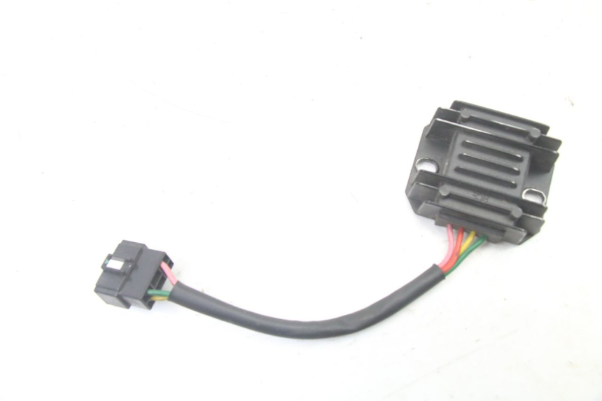 photo de REGLER LICHTMASCHINE SYM FIDDLE 3 III 50 (2014 - 2020)