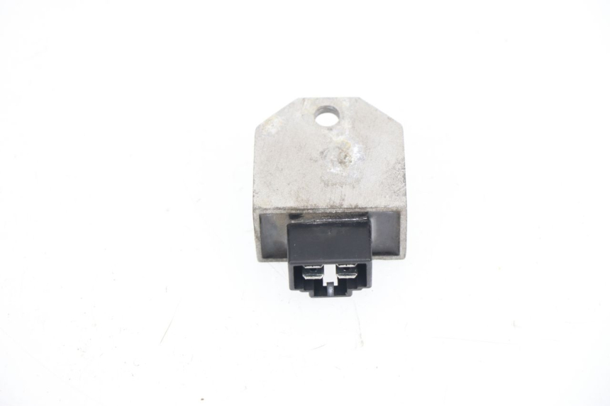 photo de REGLER LICHTMASCHINE SYM TONIK 50 (2011 - 2014)